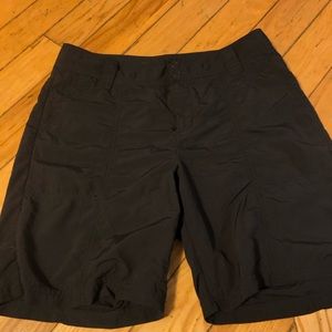 Eddie Bauer active shorts size 6